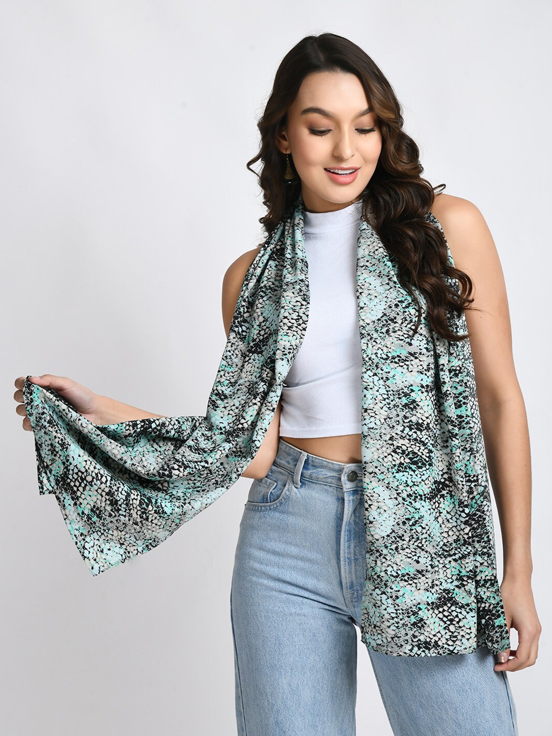 

V&M Women Printed Scarf, Green