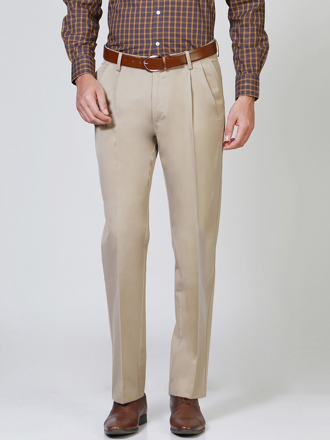

Allen Solly Men Beige Regular Fit Solid Formal Trousers