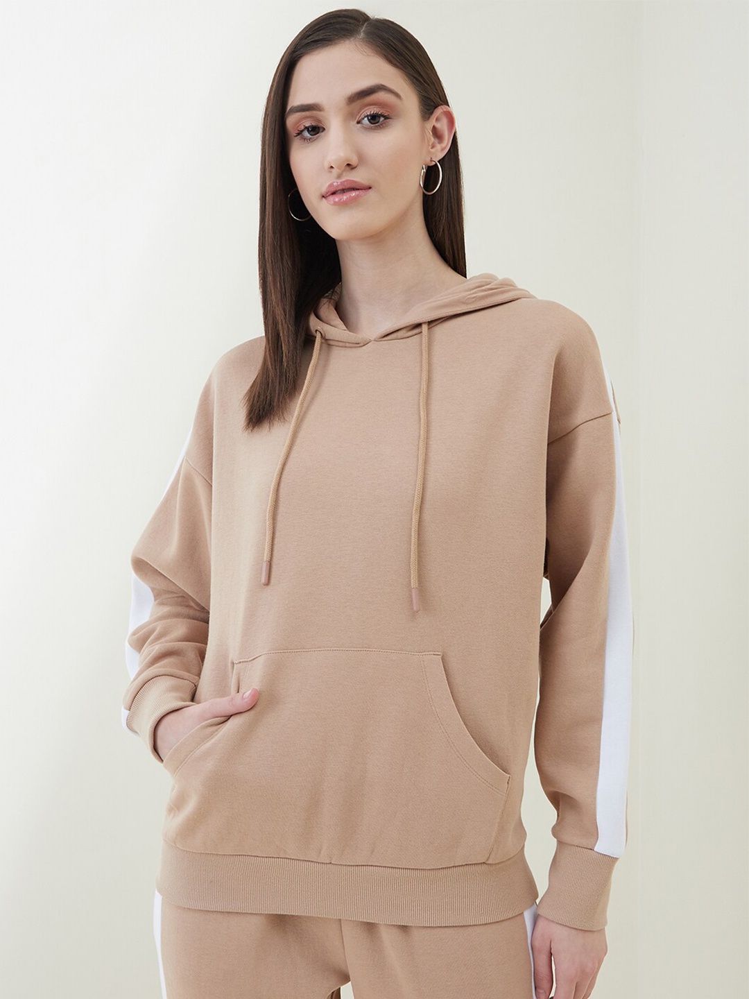 

Femella Women Hooded Pullover Sweatshirt, Beige