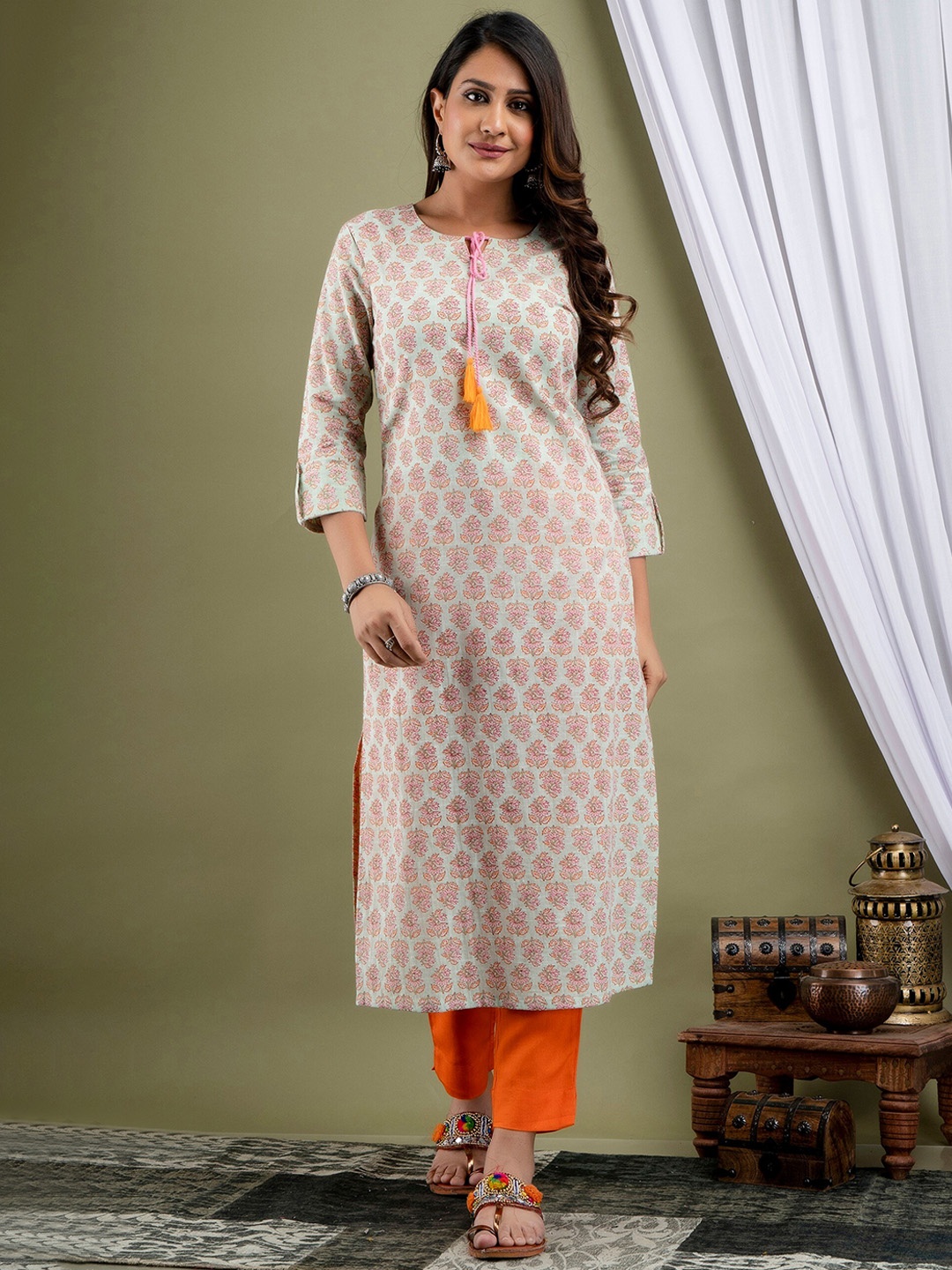 

SUTI Women Ethnic Motifs Printed Cotton Kurta, Sea green