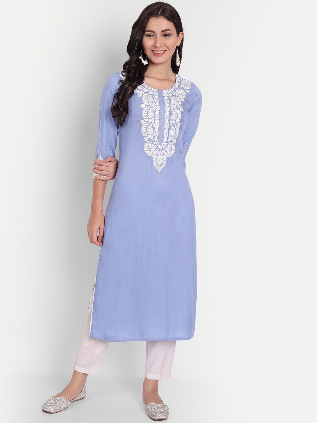 

SUTI Floral Embroidered Thread Work Kurta, Blue