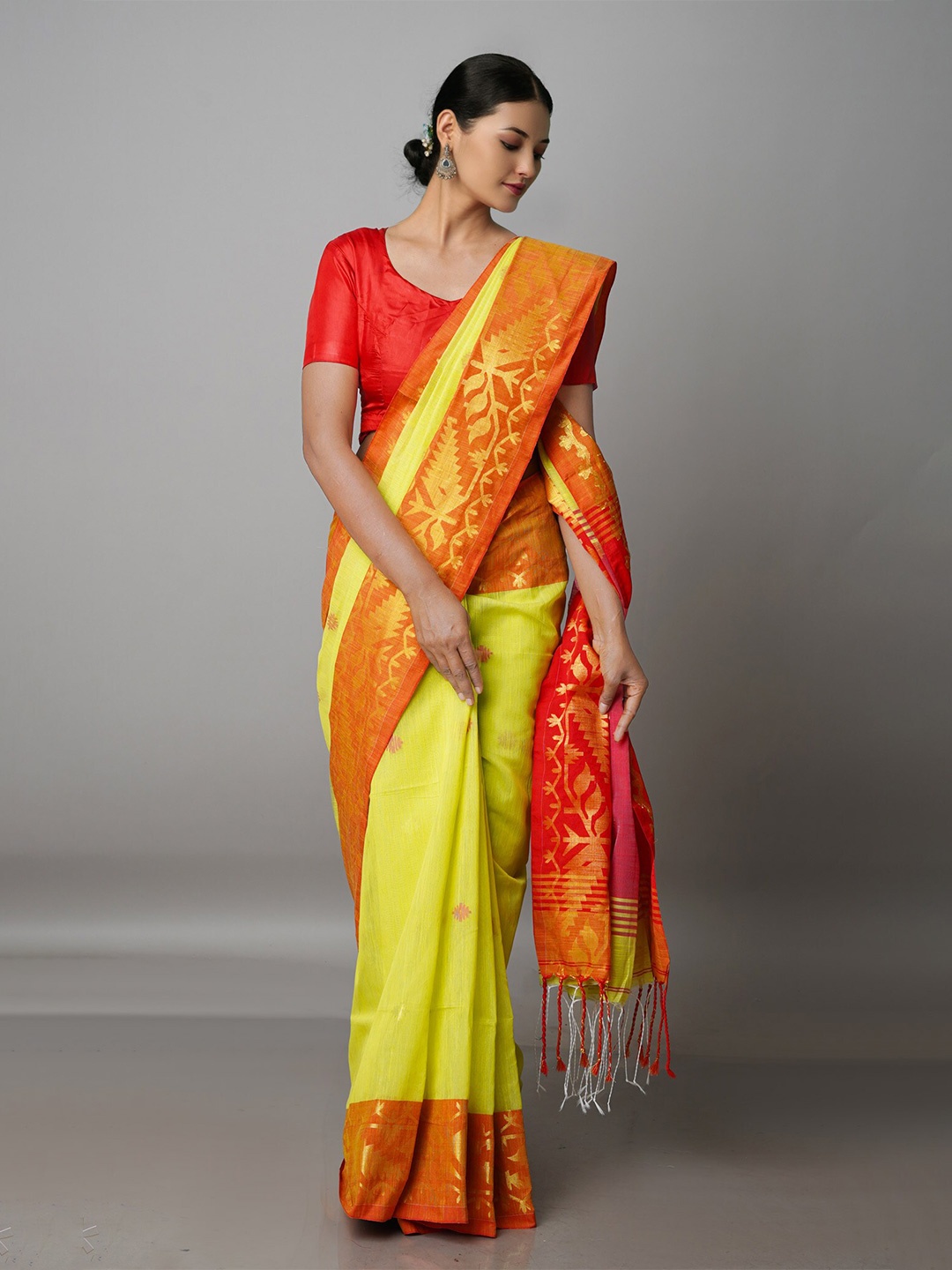 

Unnati Silks Woven Design Zari Silk Cotton Jamdani Saree, Yellow