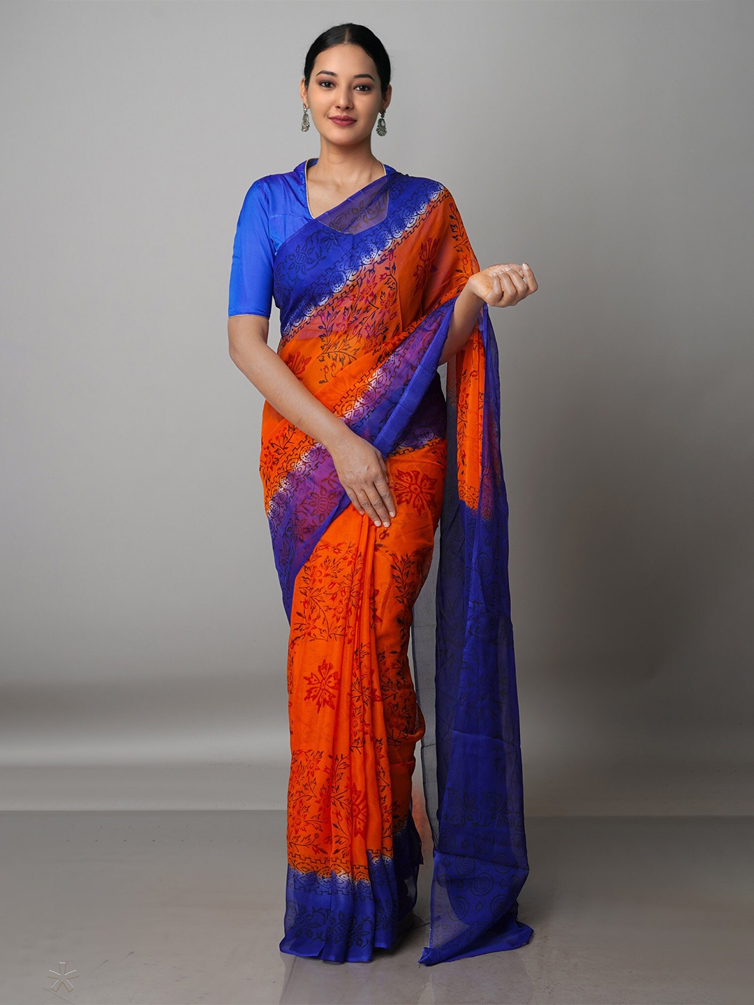 

Unnati Silks Floral Silk Blend Block Print Saree, Orange