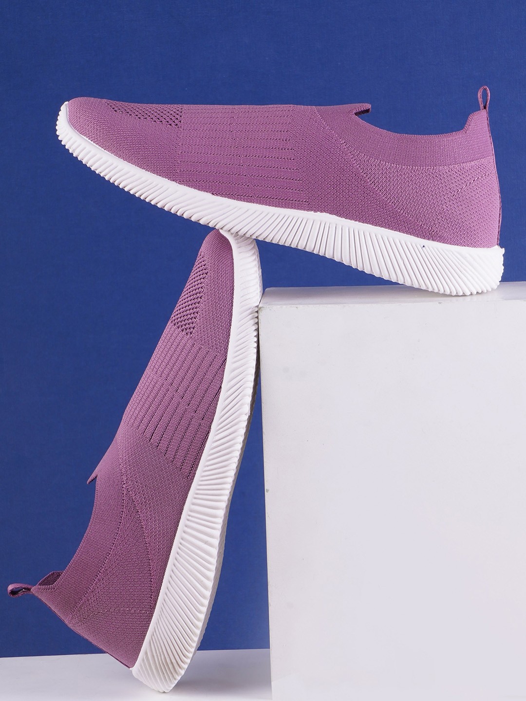 

Try Me Women Woven Design Lightweight Slip-On Sneakers, Purple