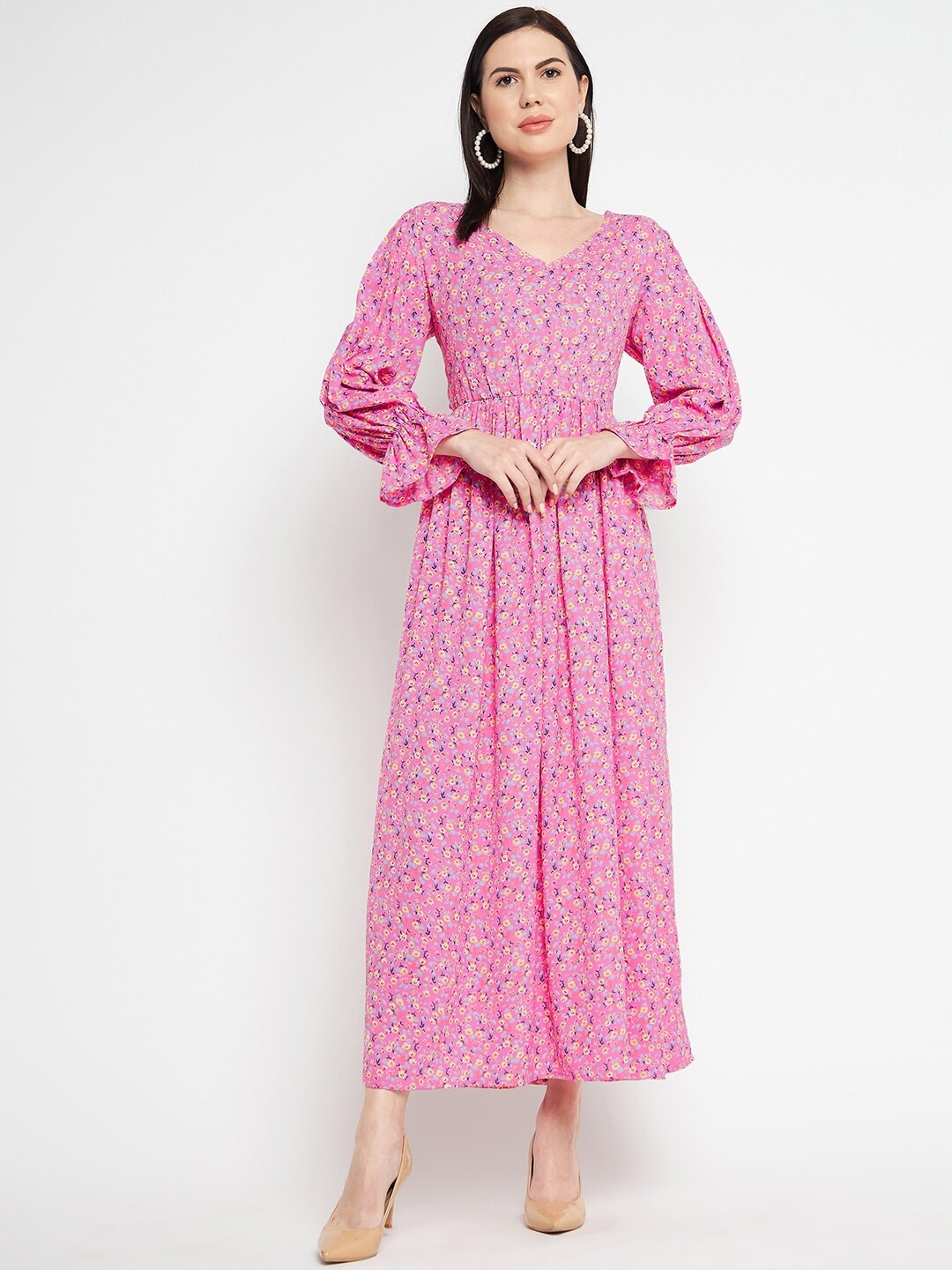 

Ruhaans Pink Floral Maxi Maxi Dress