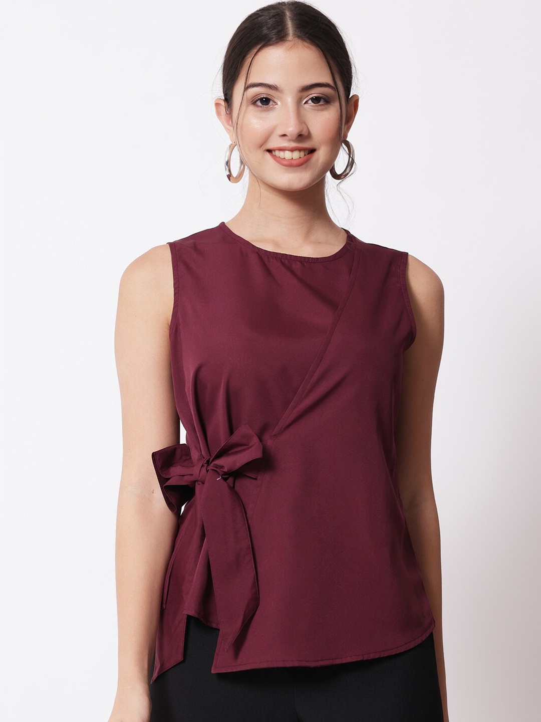 

CHARMGAL Solid Crepe Top, Maroon