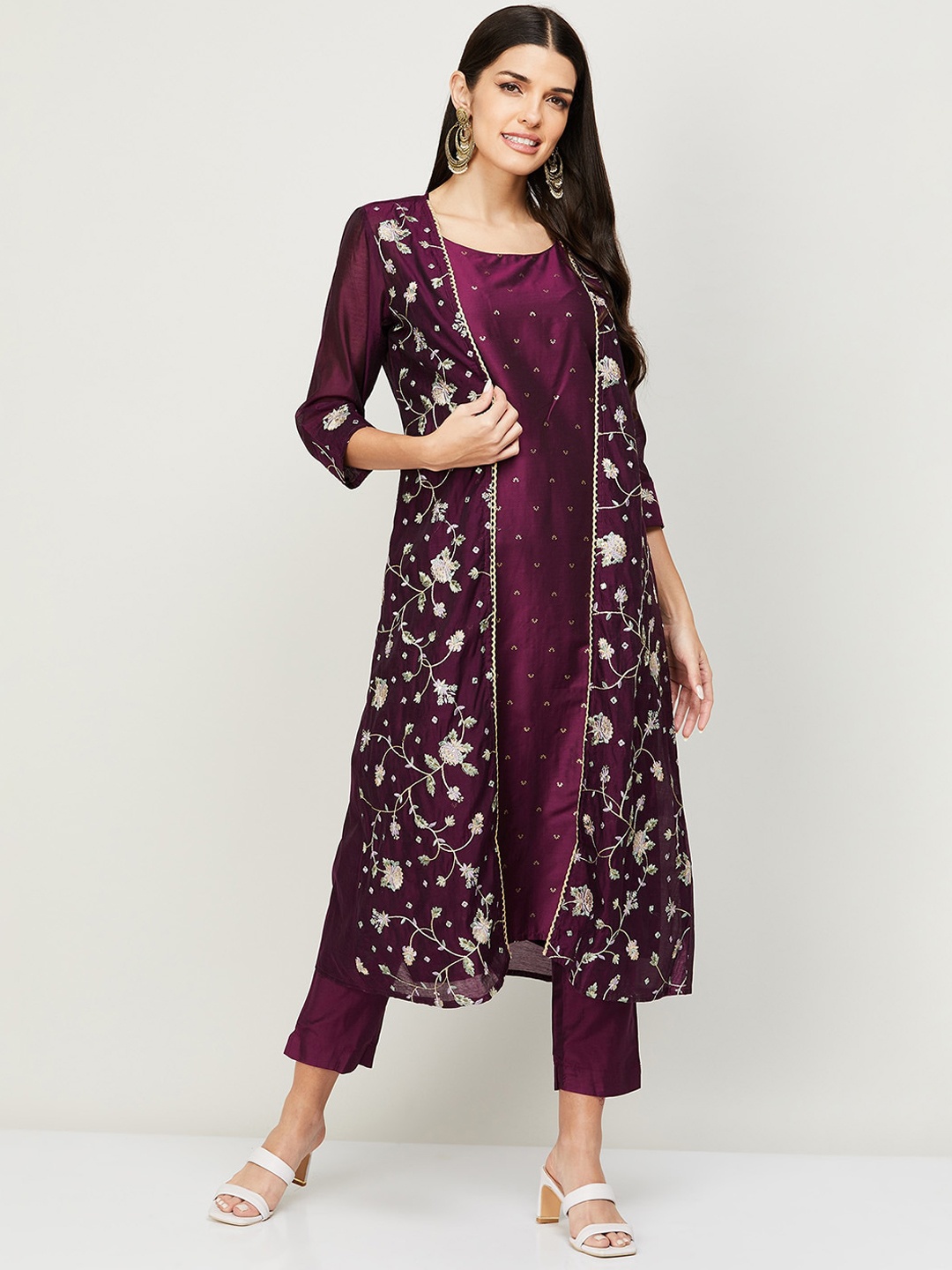 

Melange by Lifestyle Women Ethnic Motifs Printed Panelled Kurta with Trousers & Jacket, Purple