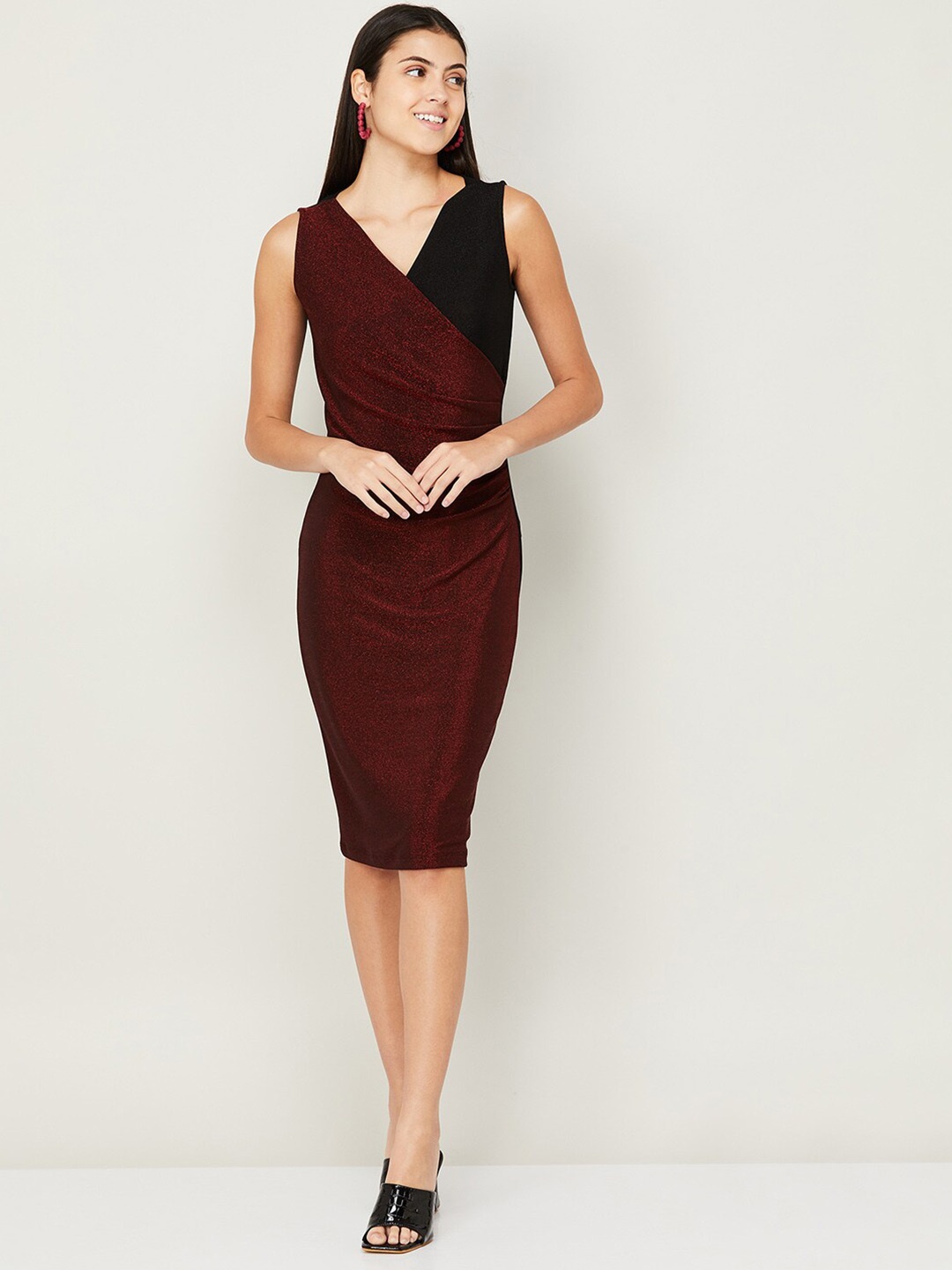 

CODE by Lifestyle V-Neck Bodycon Dress, Maroon