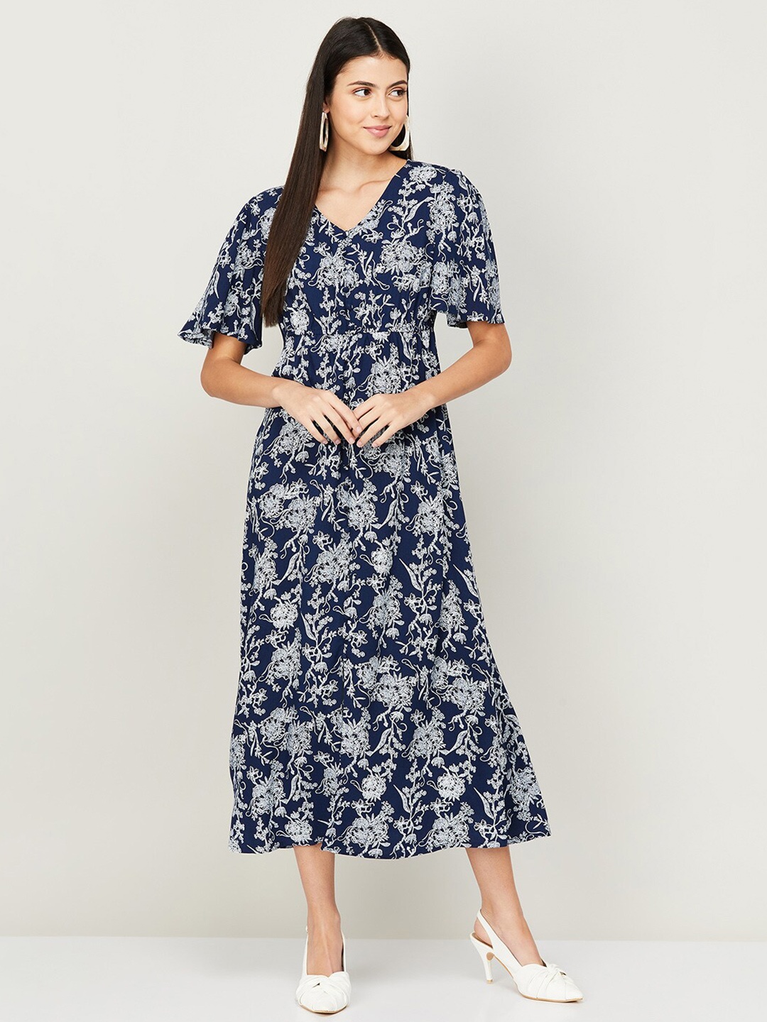 

Fame Forever by Lifestyle Navy Blue Floral Empire Midi Dress