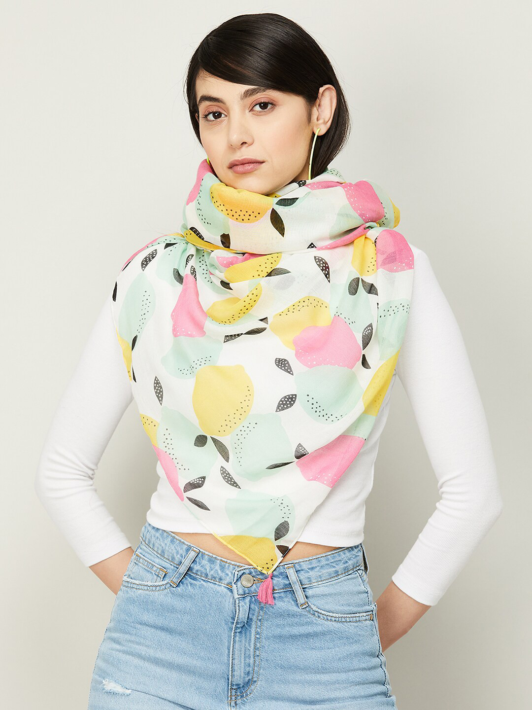 

Ginger by Lifestyle Women Geometric Printed Stole, White