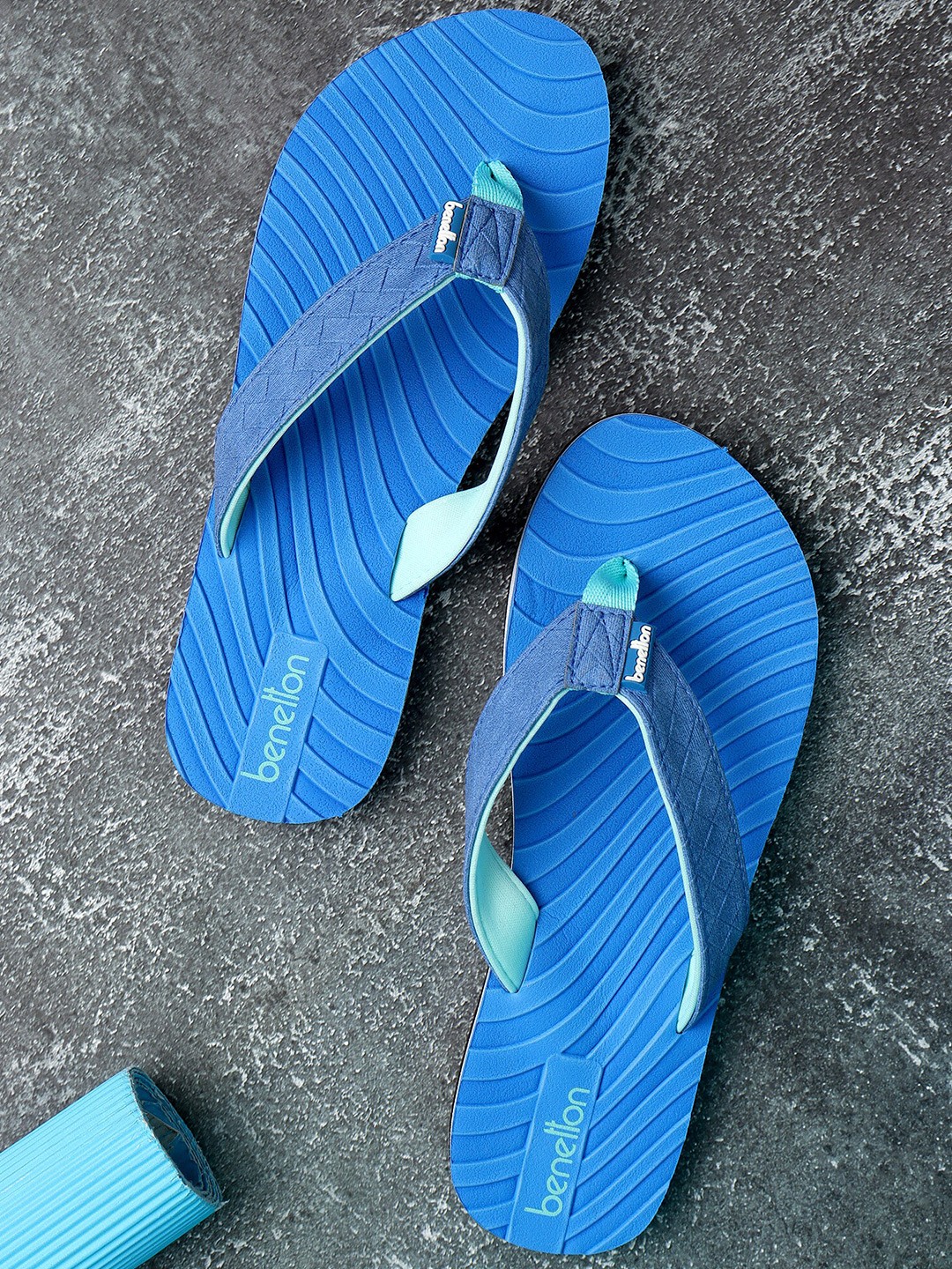

United Colors of Benetton Women Rubber Thong Flip-Flops, Blue