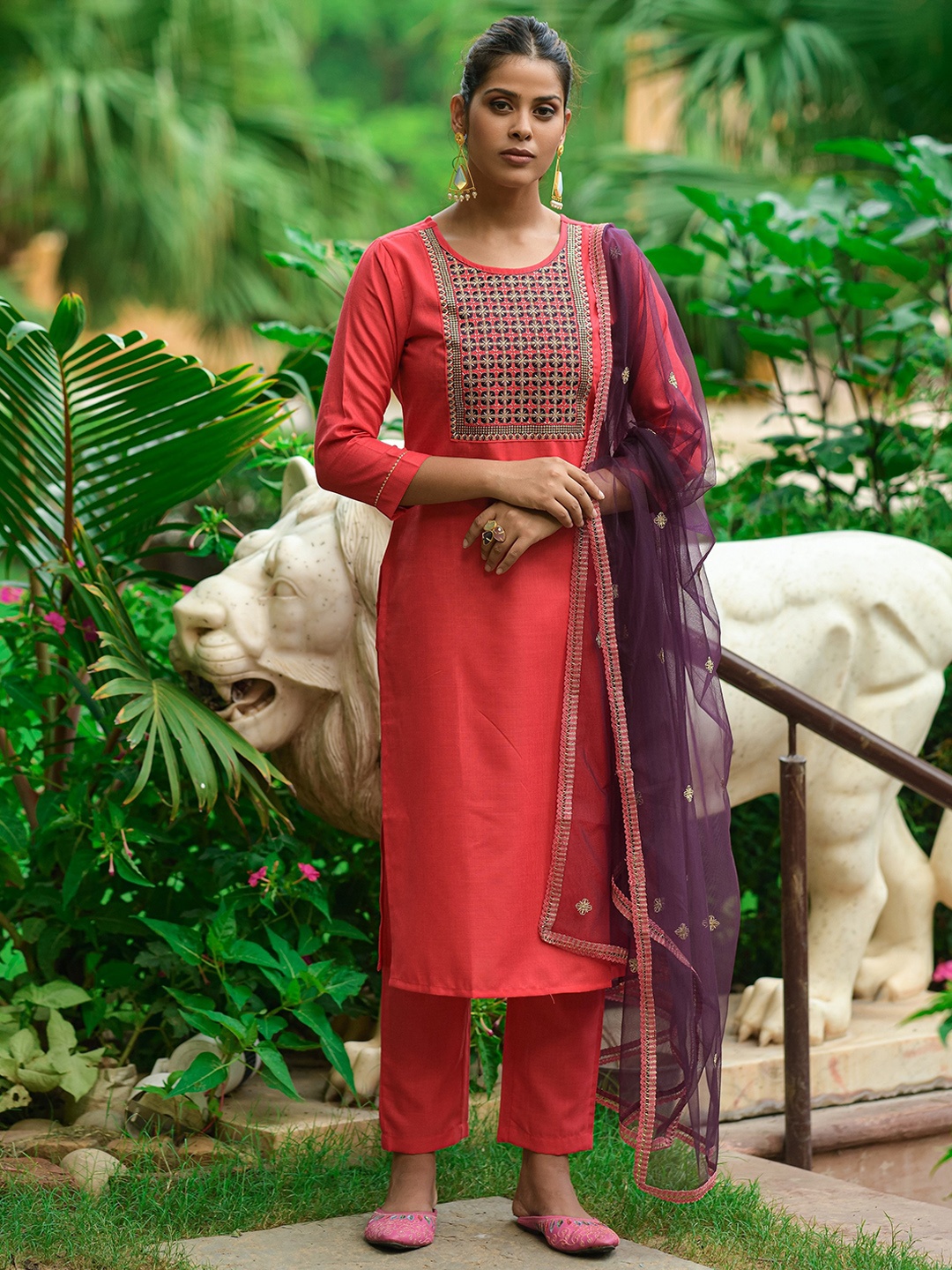 

ASPORA Ethnic Motifs Embroidered Round Neck Kurta with Trousers & Dupatta, Red