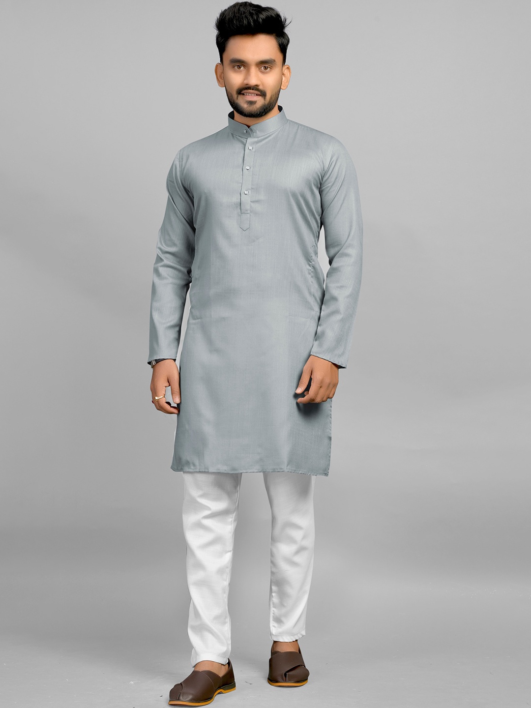 

Fashion FRICKS Men Grey Kurta