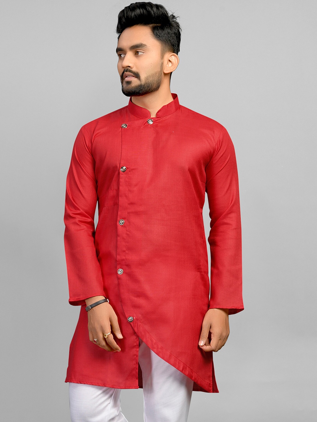 

Fashion FRICKS Men Thread Work Kurta, Red