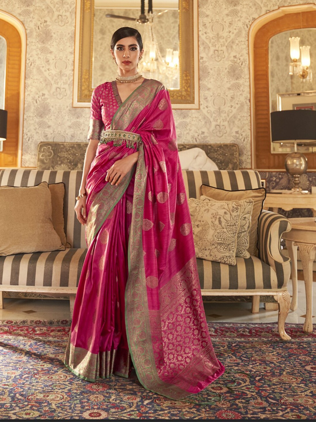 

elora Ethnic Motifs Zari Saree, Pink