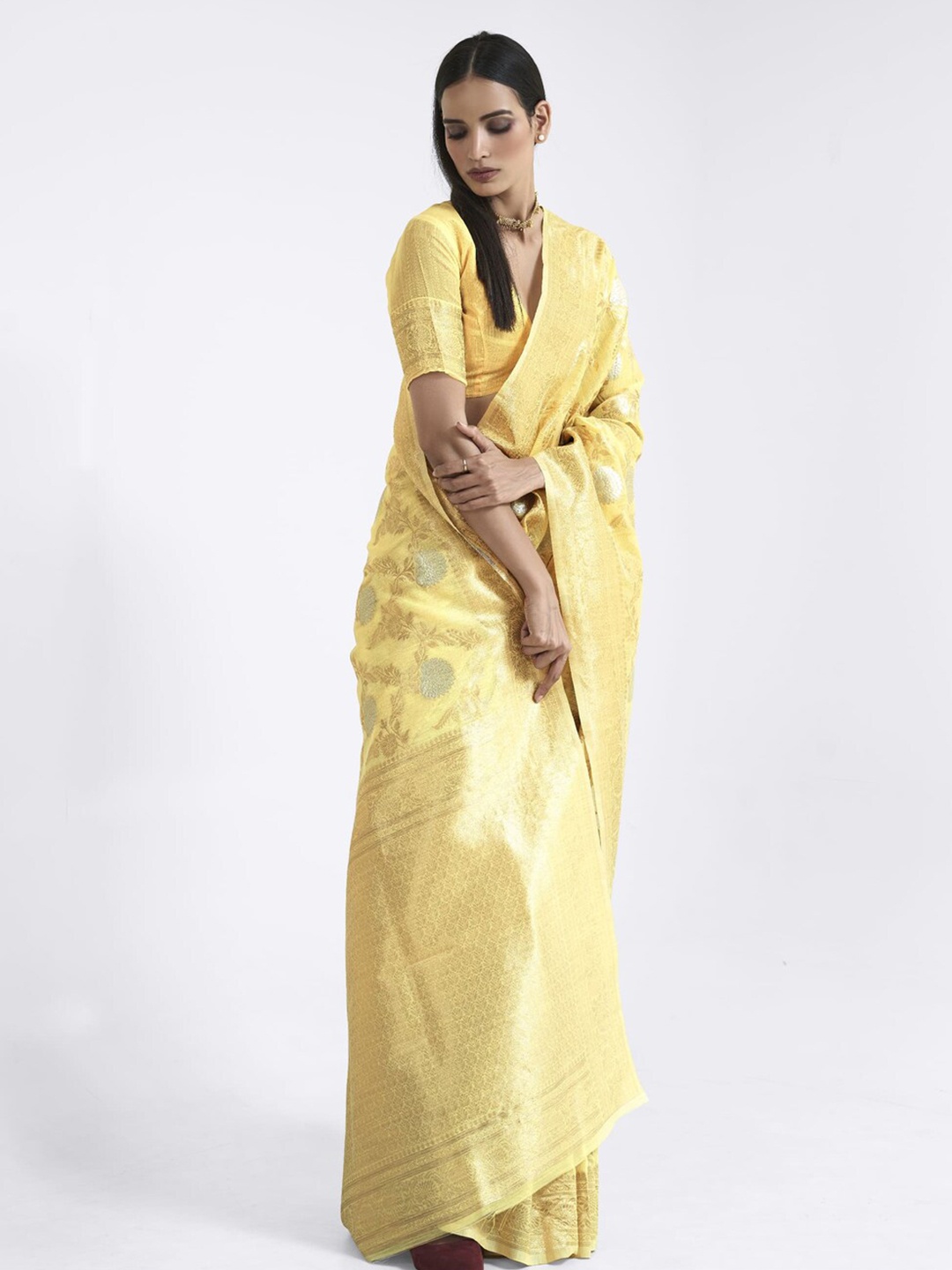 

elora Floral Pure Linen Saree, Yellow