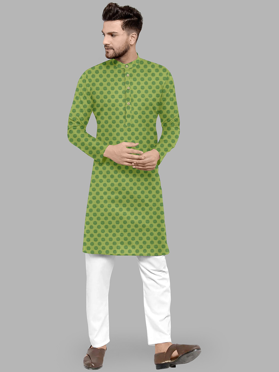 

Fashion FRICKS Men Green Ethnic Motifs Kurta with Pyjamas