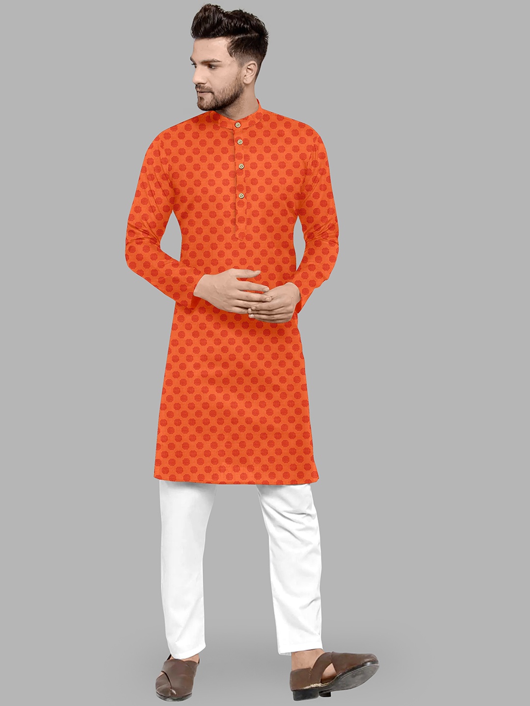 

Fashion FRICKS Men Ethnic Motifs Printed Kurta with Pyjamas, Orange
