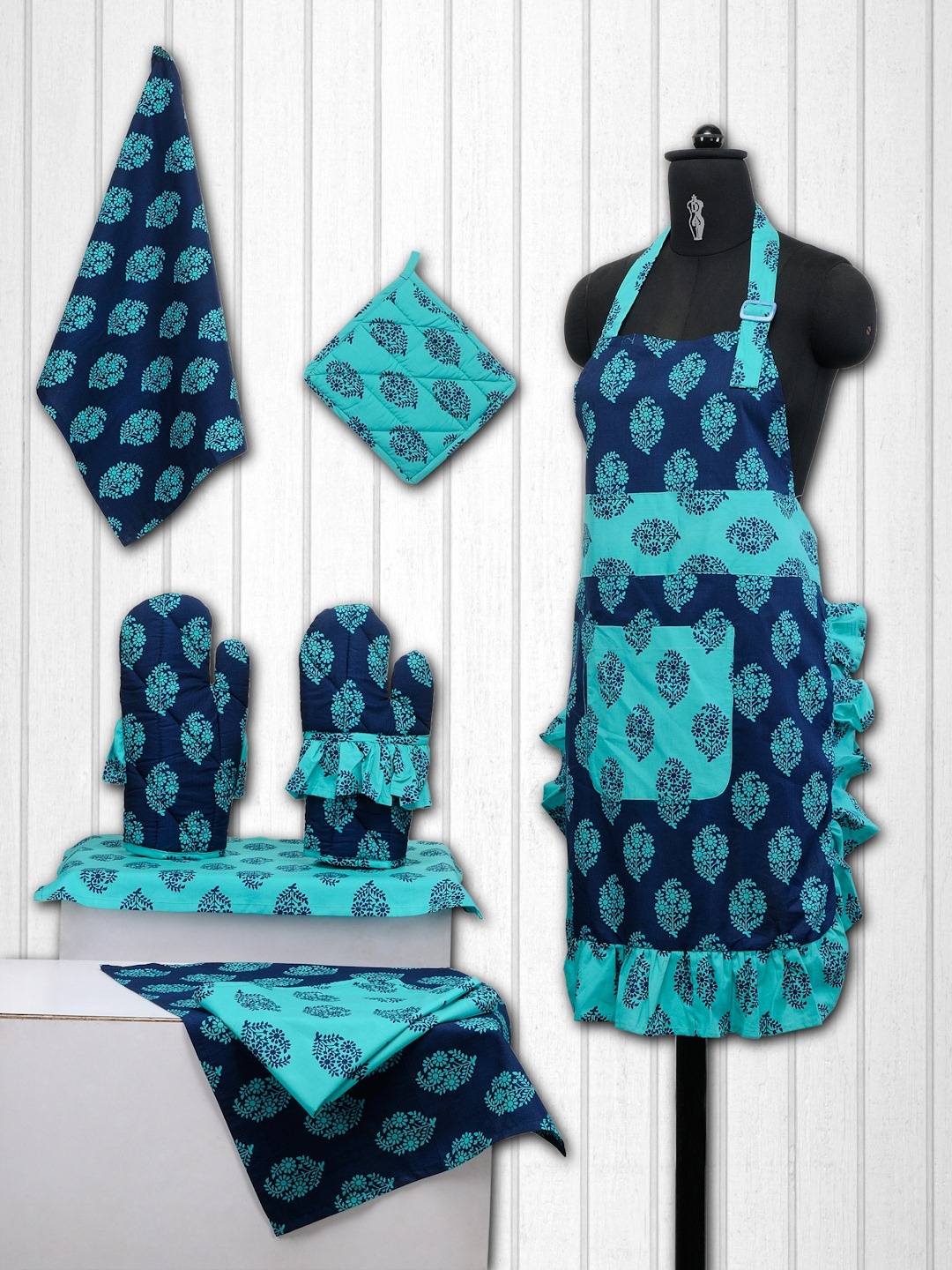 

SWAYAM Unisex Set of 8 Black & Turquoise Blue Cotton Printed Kitchen Linen Set