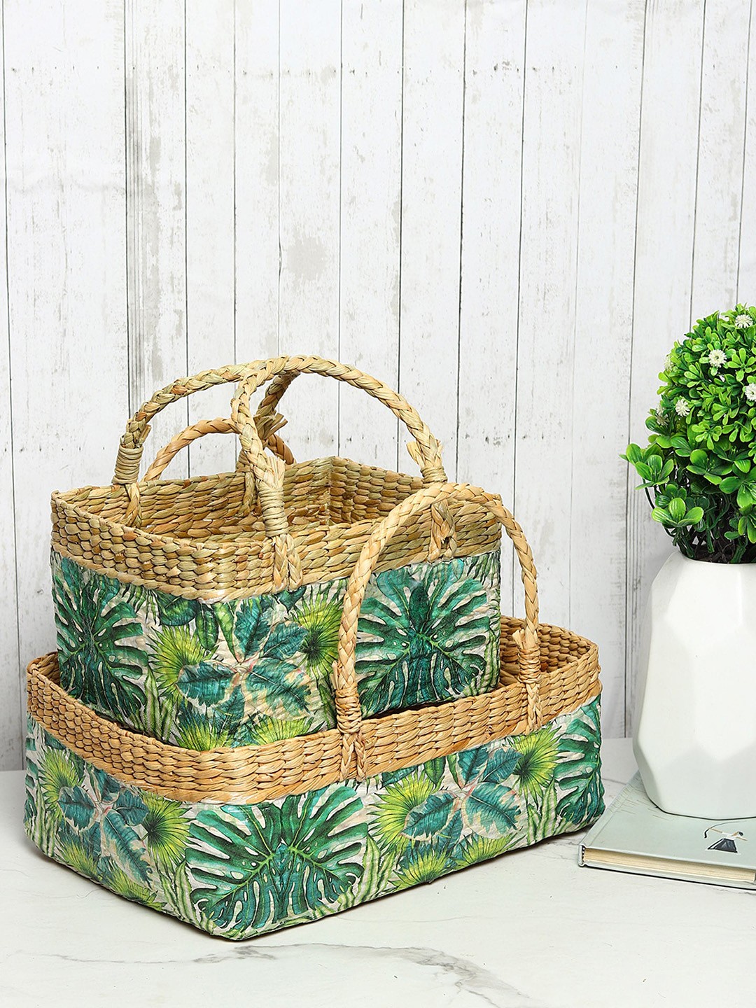 

HABERE INDIA Set of 2 Fruit Basket Decoupage Jute Storage Basket, Green