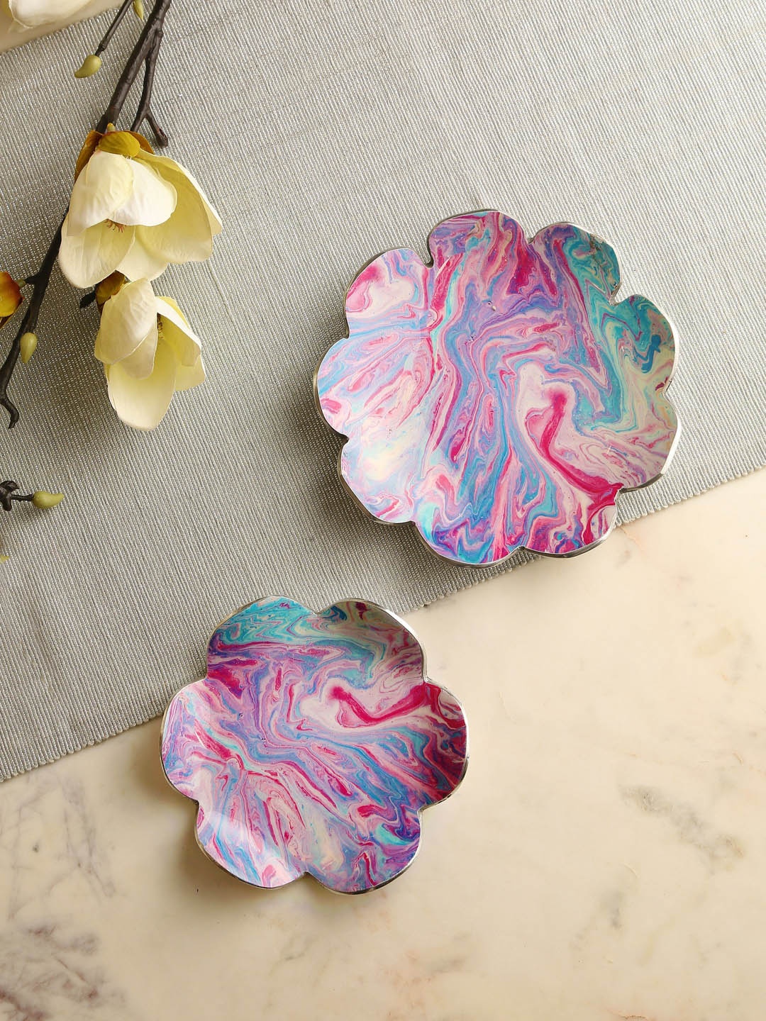 

Amoliconcepts Funky Chic Pink & Blue Set Of 2 Printed Enameled Serving Platter