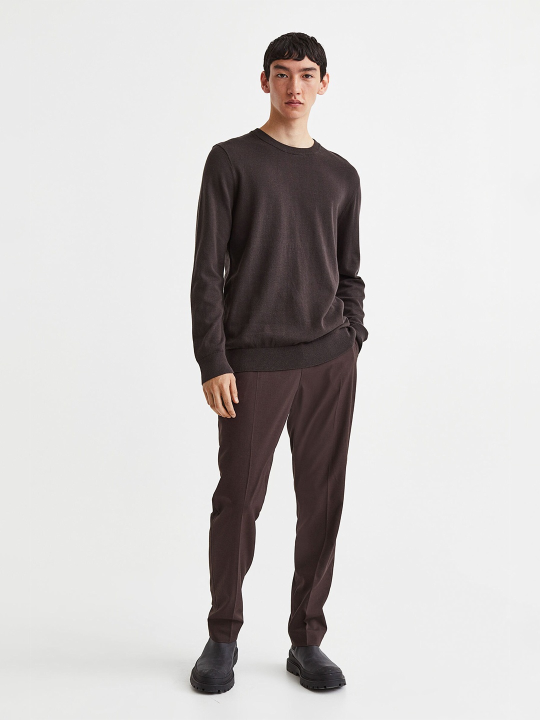 

H&M Men Slim Fit Fine-Knit Cotton Jumper, Brown