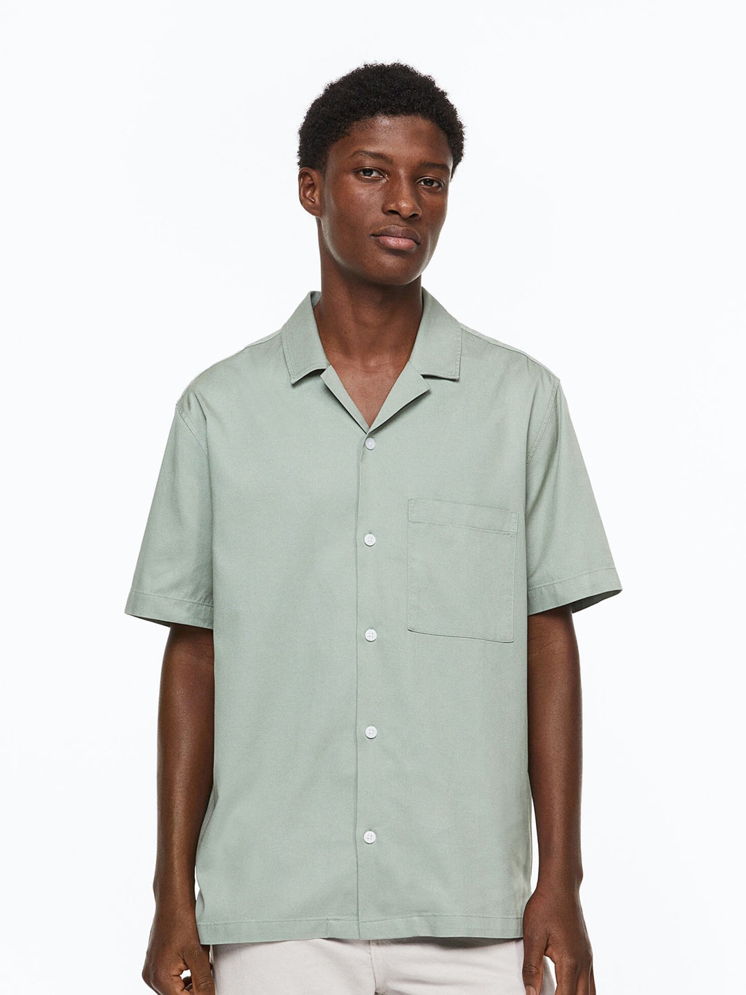 

H&M Men Regular Fit Twill Resort Shirt, Green