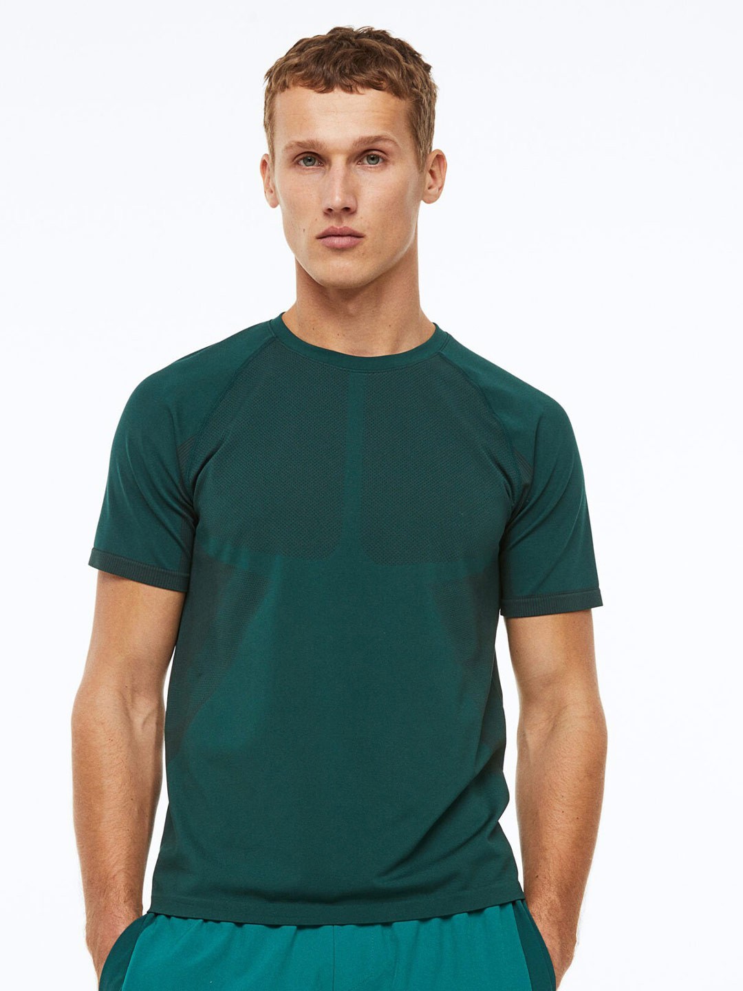 

H&M Men Seamless Sports Top In DryMove, Green