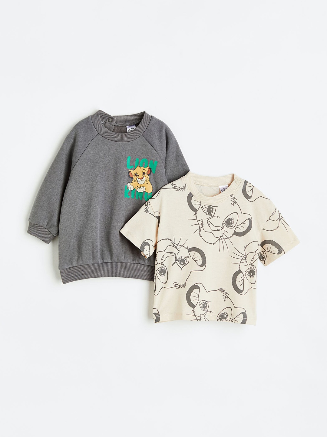 

H&M Boys 2-Piece Lion King Printed Set, Beige