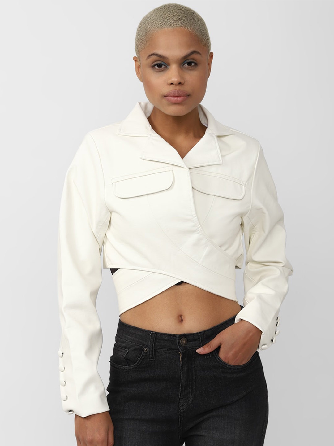 

FOREVER 21 Women Crop Tailored Jacket, Cream