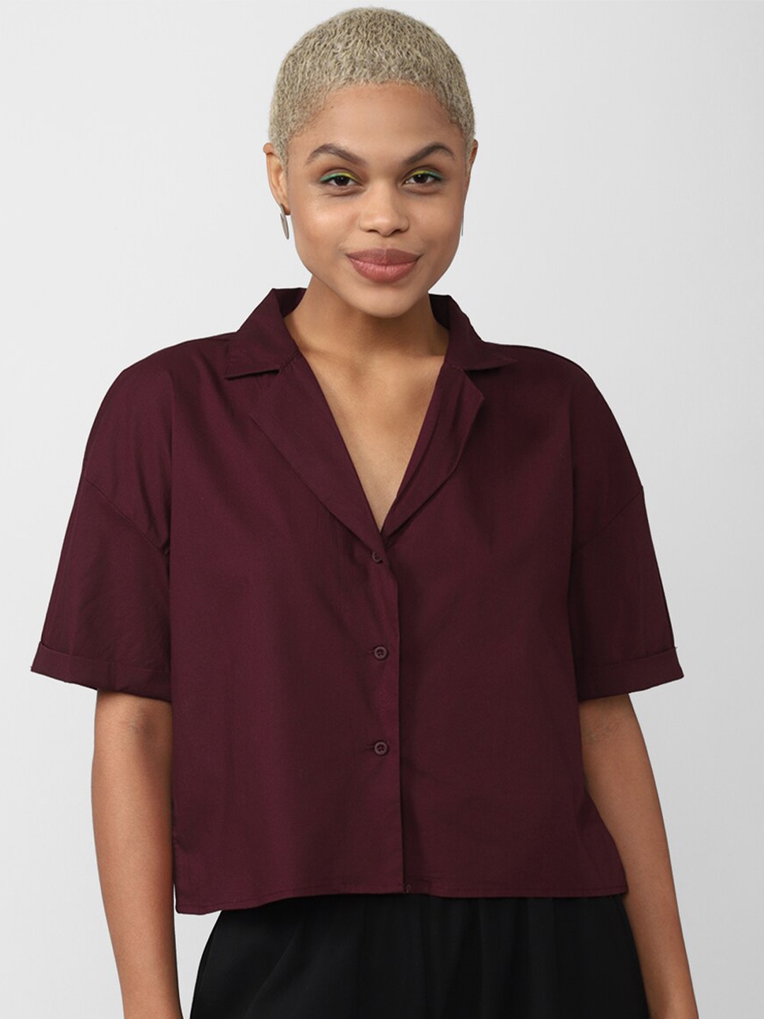 

FOREVER 21 Women Spread Collar Boxy Casual Shirt, Maroon