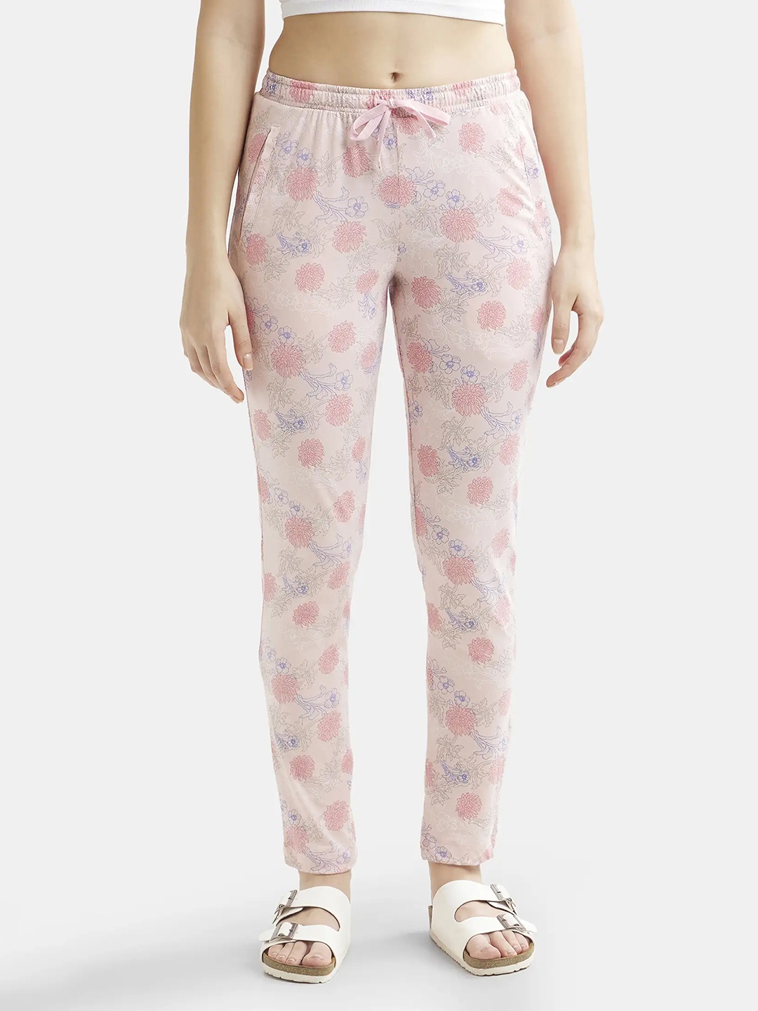 

Jockey Women Printed Cotton Relaxed Fit Cuffed Hem Lounge Pant, Pink