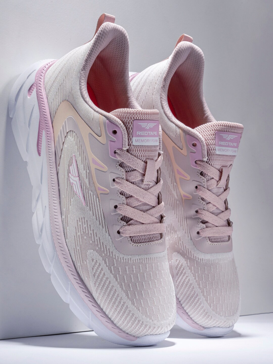 

Red Tape Women Mesh Walking Shoes, Pink