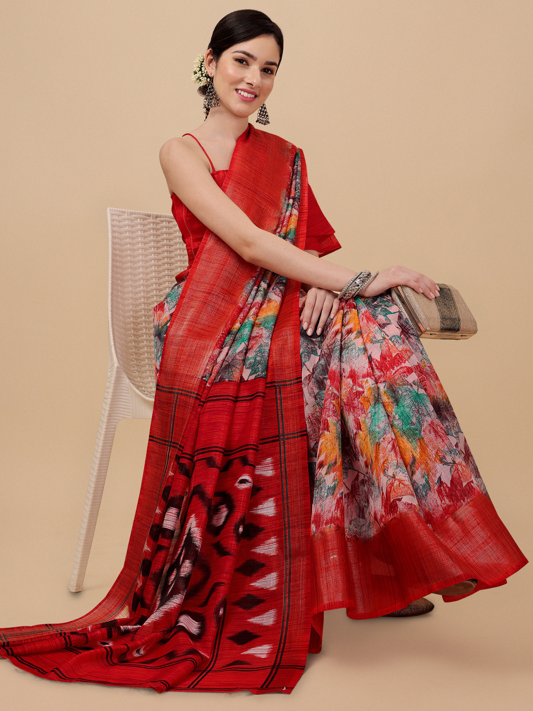 

KALINI Floral Printed Art Silk Saree, Red