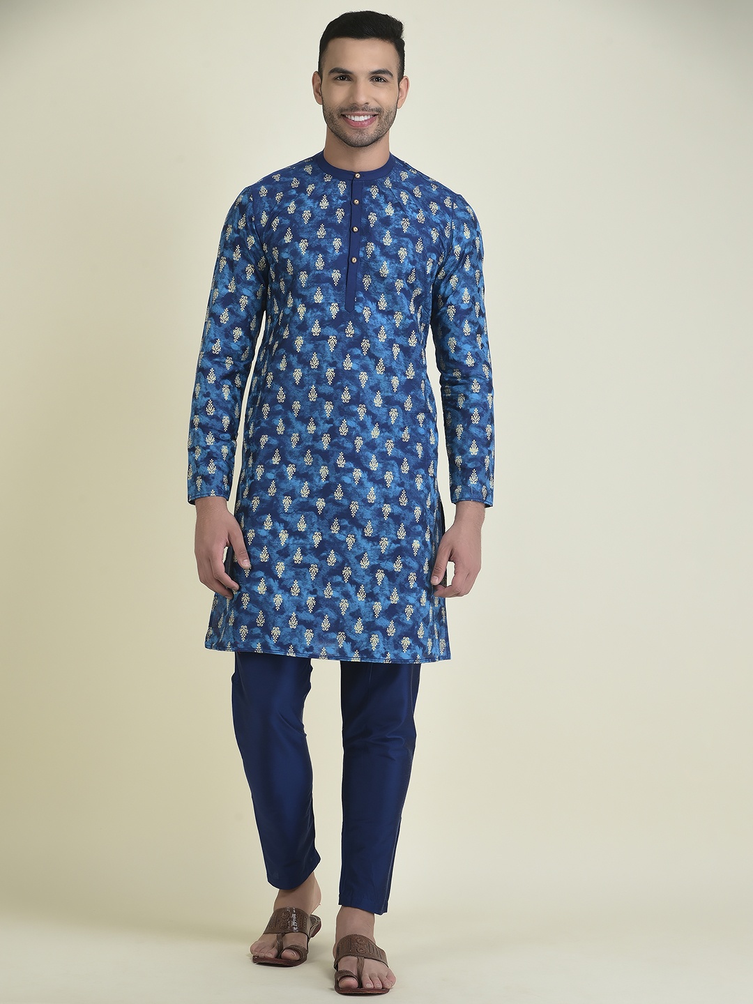 

DEYANN Men Ethnic Motifs Printed Pure Cotton Kurta with Pyjamas, Blue