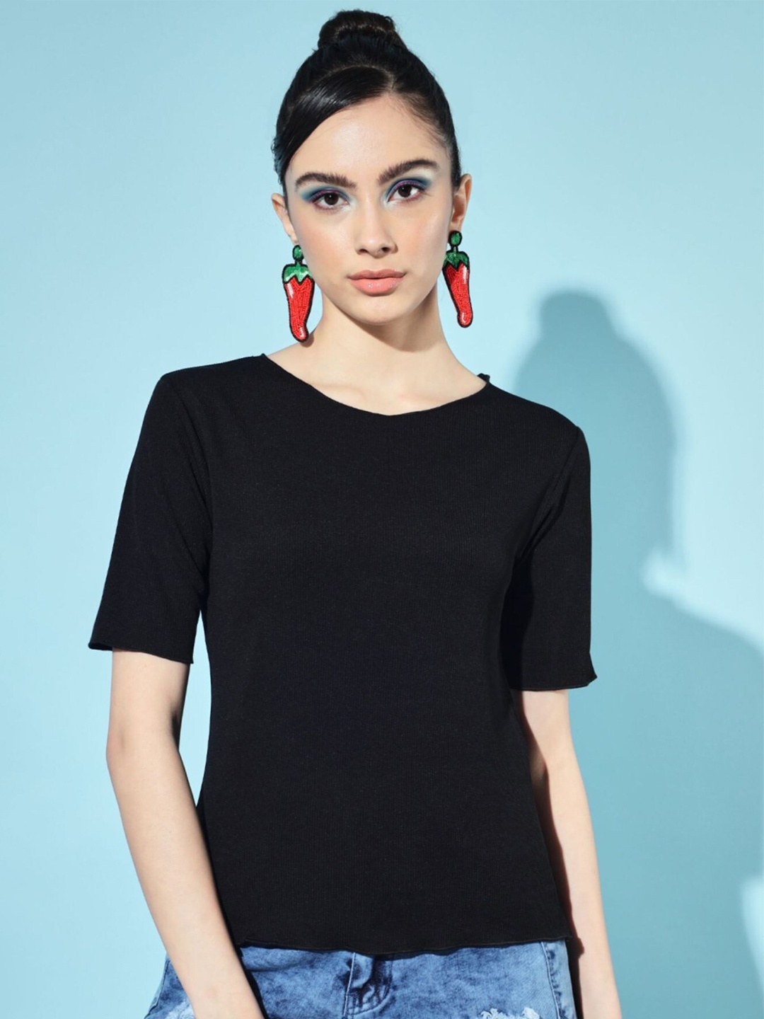

Shopping Queen Round Neck Top, Black
