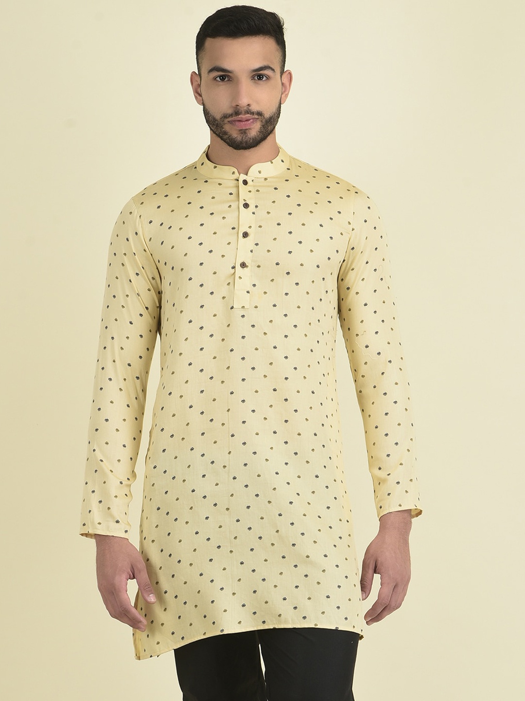 

DEYANN Men Printed Kurta With Pyjamas, Cream