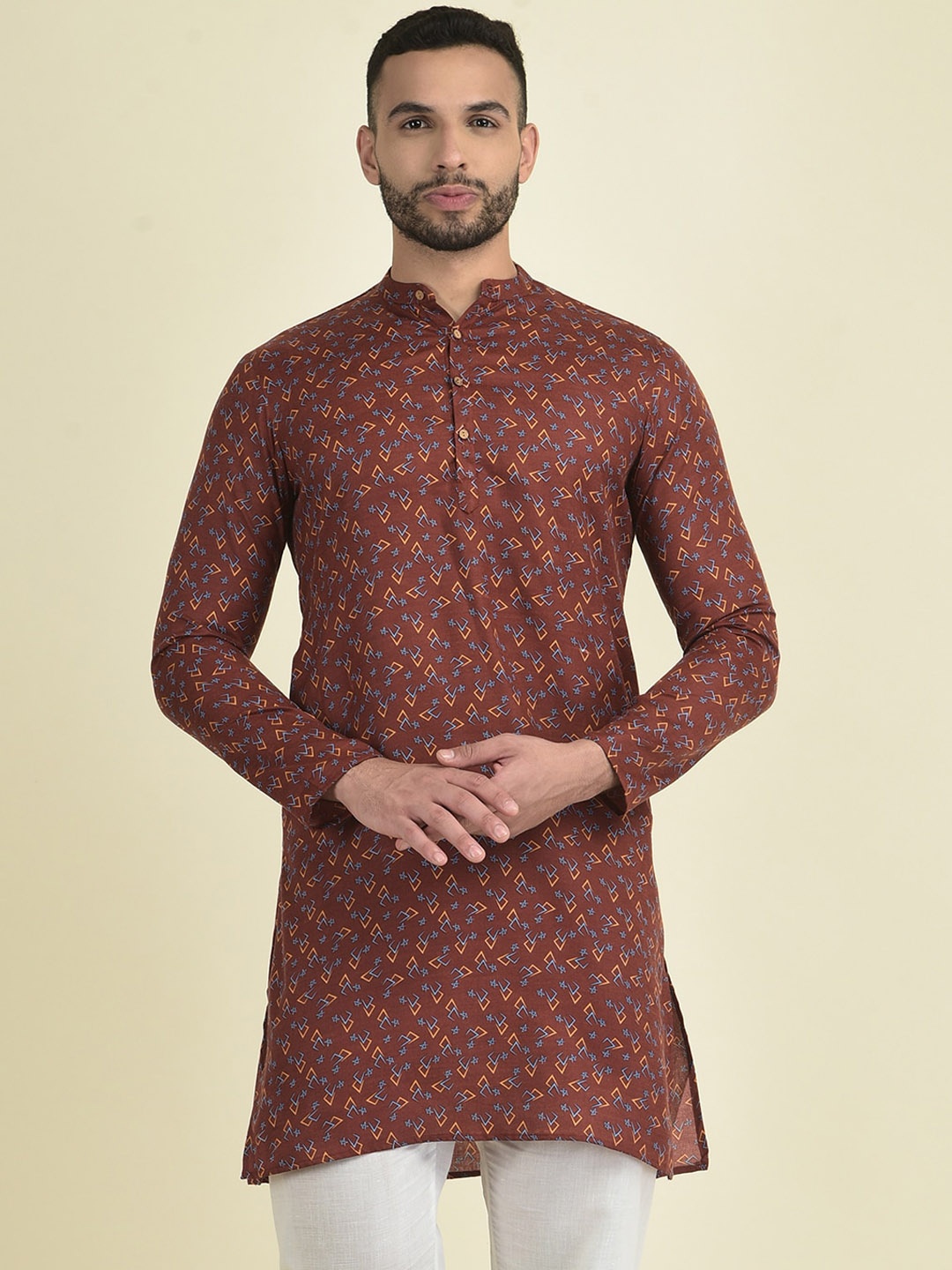 

DEYANN Men Printed Kurta with Pyjamas, Maroon