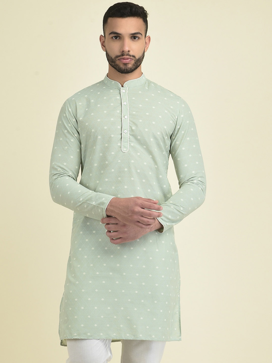 

DEYANN Men Embroidered Kurta With Pyjamas, Green