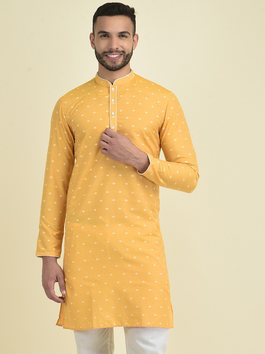 DEYANN Men Embroidered Pure Cotton Kurta With Pyjamas, Yellow