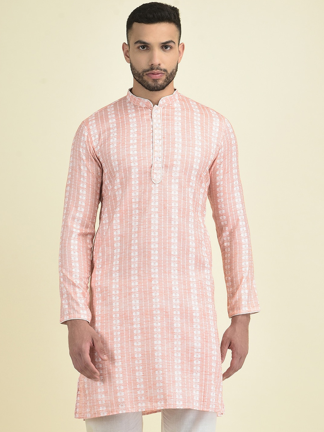 

DEYANN Men Embroidered Cotton Kurta Pyjamas, Peach