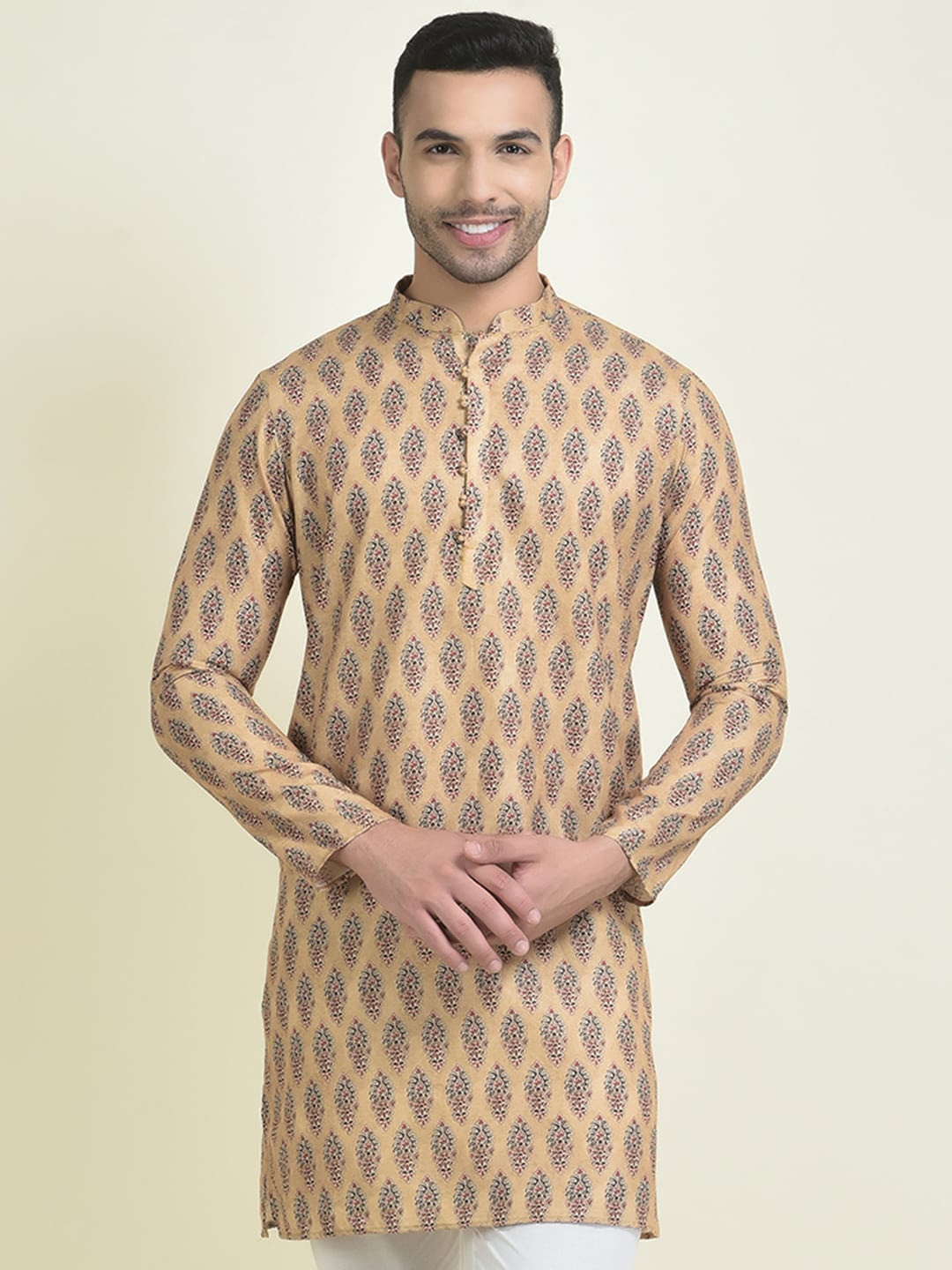 

DEYANN Men Floral Printed Kurta With Pyjamas, Yellow