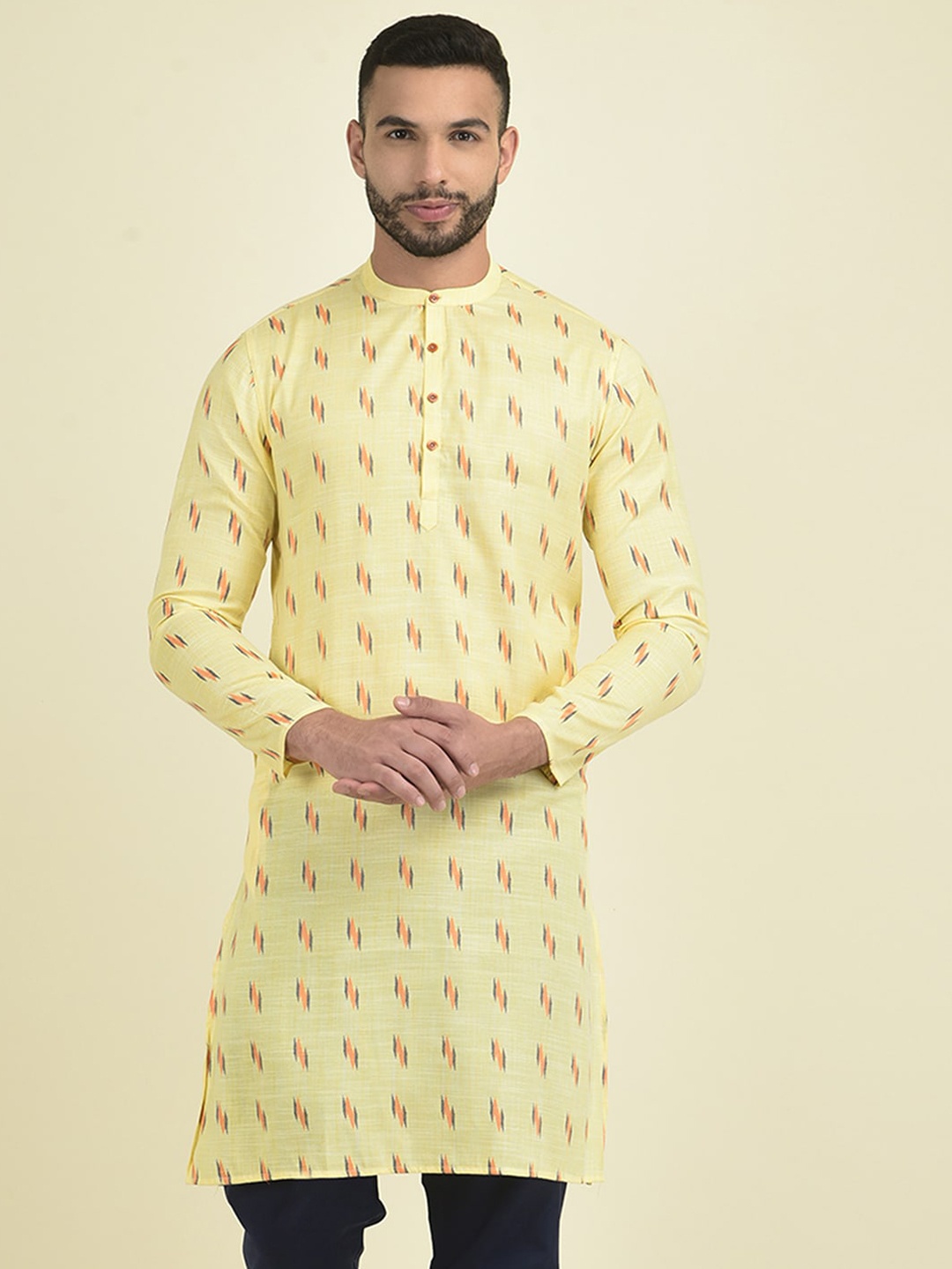 

DEYANN Men Printed Kurta with Pyjamas, Yellow