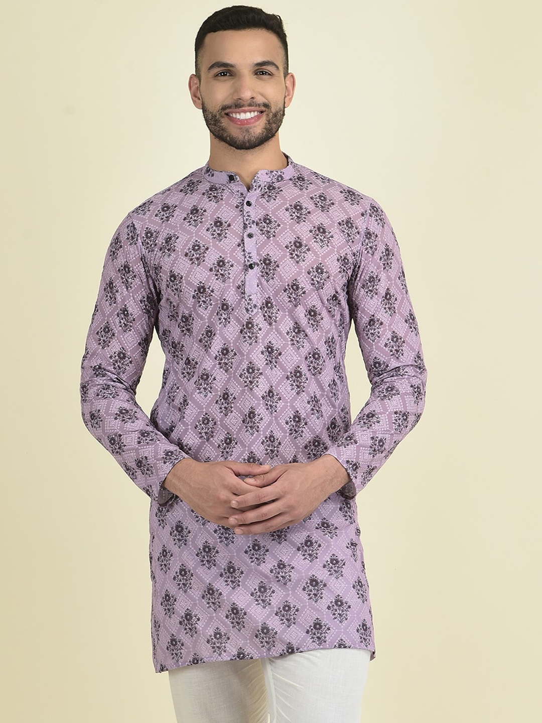 

DEYANN Men Floral Printed Kurta with Pyjamas, Purple