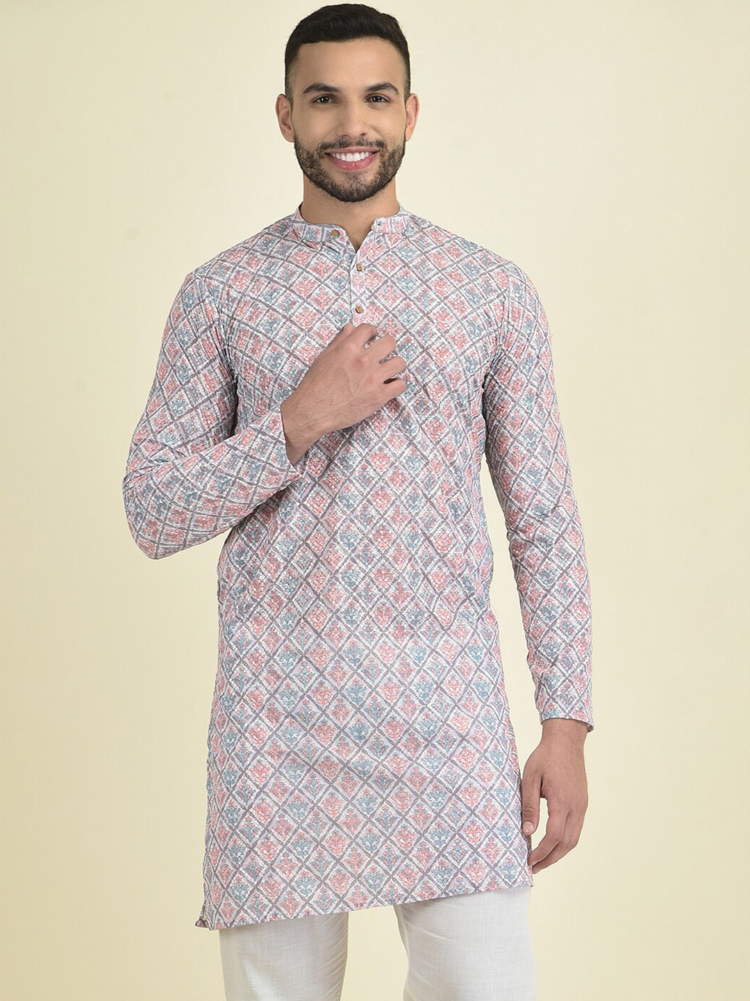 

DEYANN Men Ethnic Motifs Embroidered Kurta with Pyjamas, White