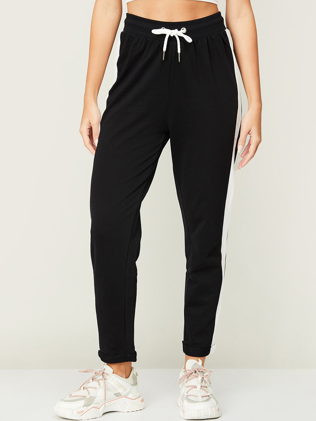 

Fame Forever by Lifestyle Women Black High-Rise Trousers