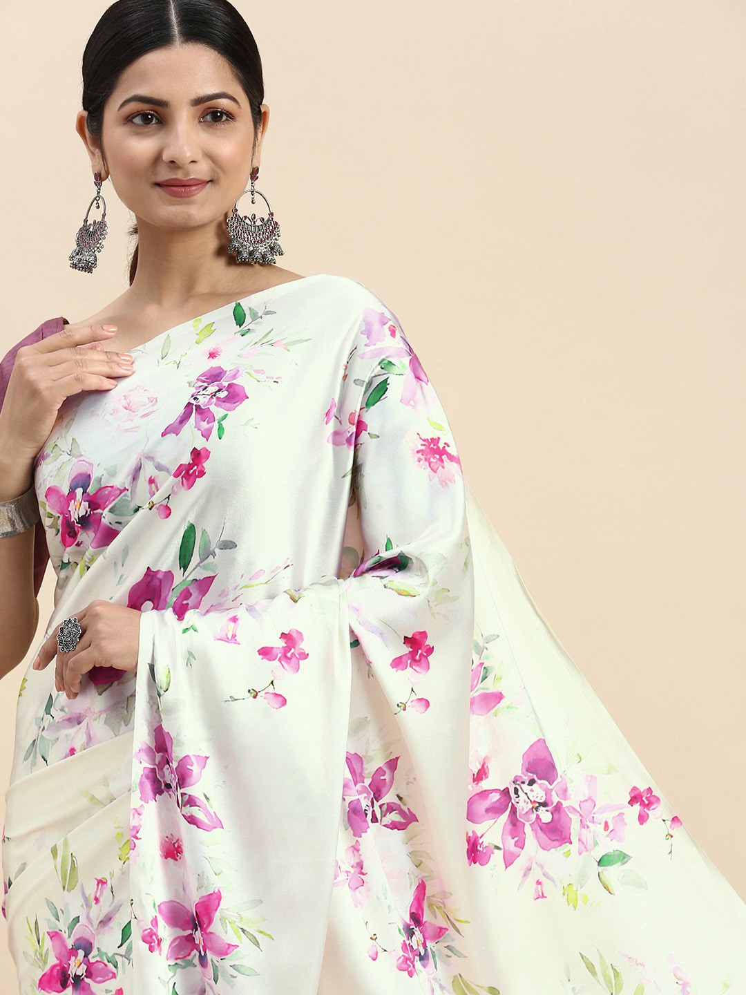 

LOOKNBOOK ART Woman satin with floral print saree, Off white