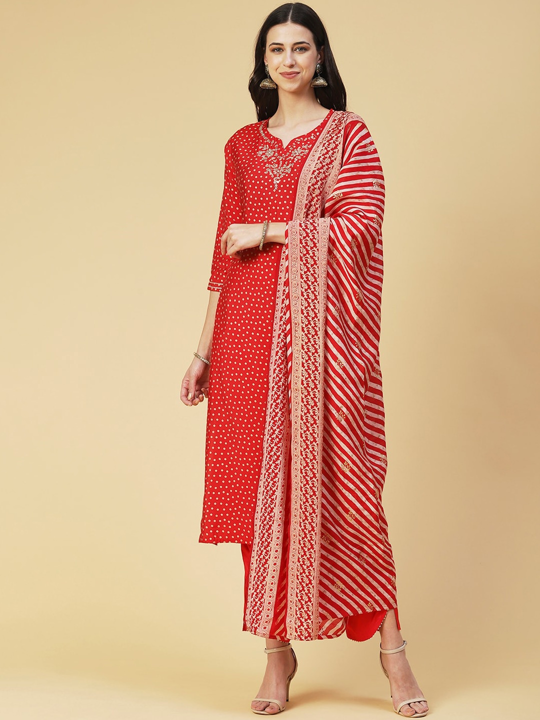

FASHOR Women Bandhani Printed Gotta Patti Kurta with Trousers & With Dupatta, Fuchsia