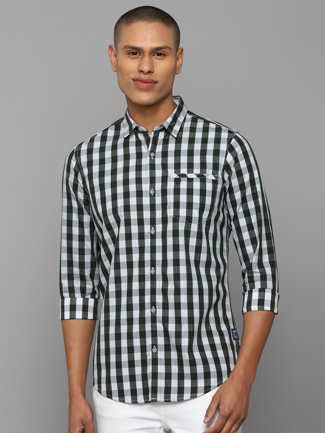 

Allen Solly Sport Men Gingham Checked Casual Shirt, Green