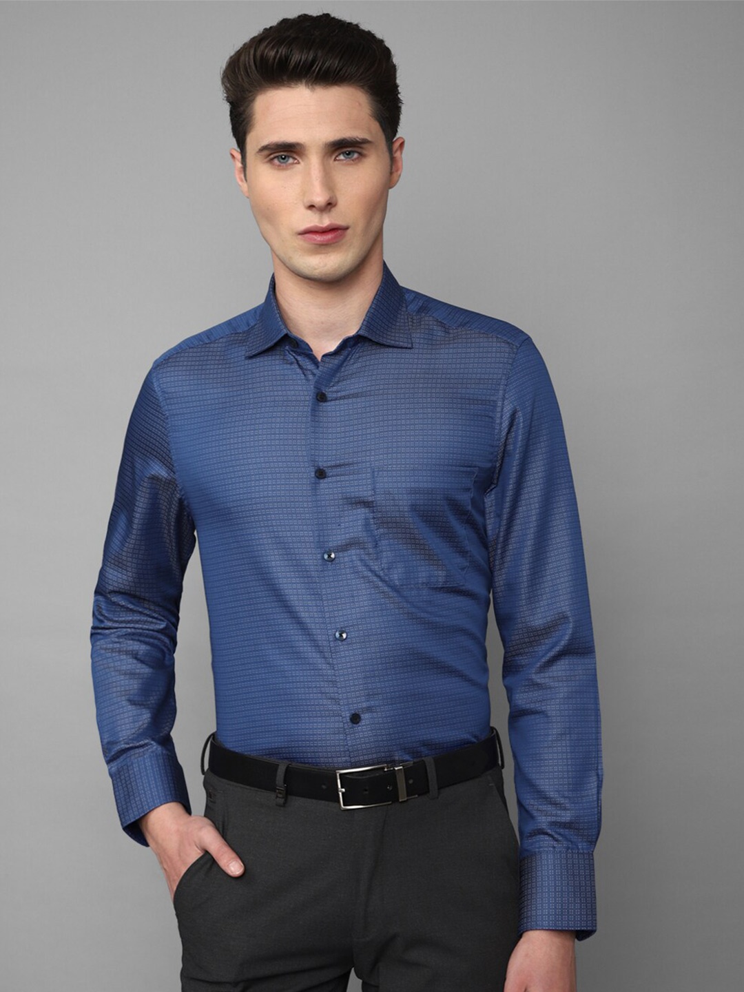 

Louis Philippe Men Slim Fit Cotton Formal Shirt, Blue